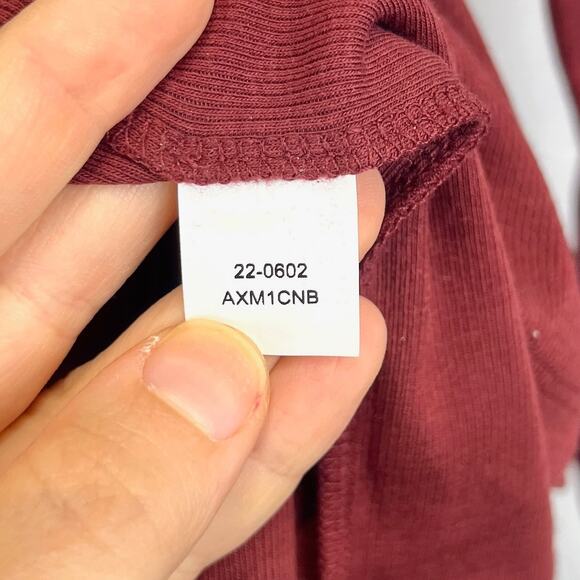 MM. LAFLEUR Axam Turtleneck Top Long Sleeve Stretch Pima Cotton Knit Wine Red L - Picture 8 of 9